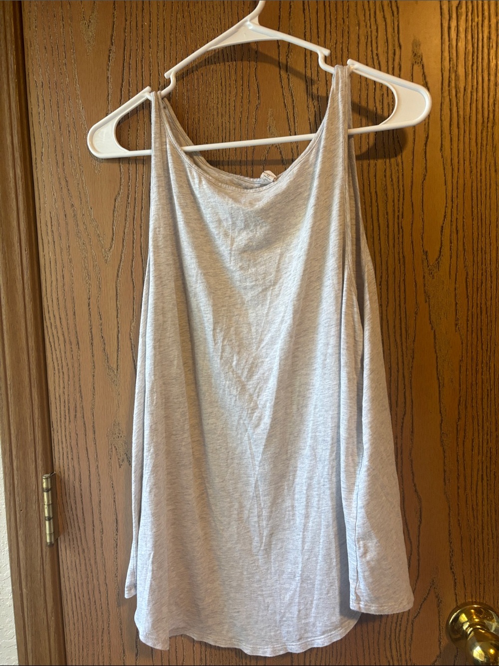 Under Armour Light Gray Women's Flow Tank Top split back - Sleeveless Casual